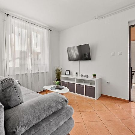 Apartment Danica Valtura Esterno foto